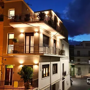 Svr Palace , Bronte Italia