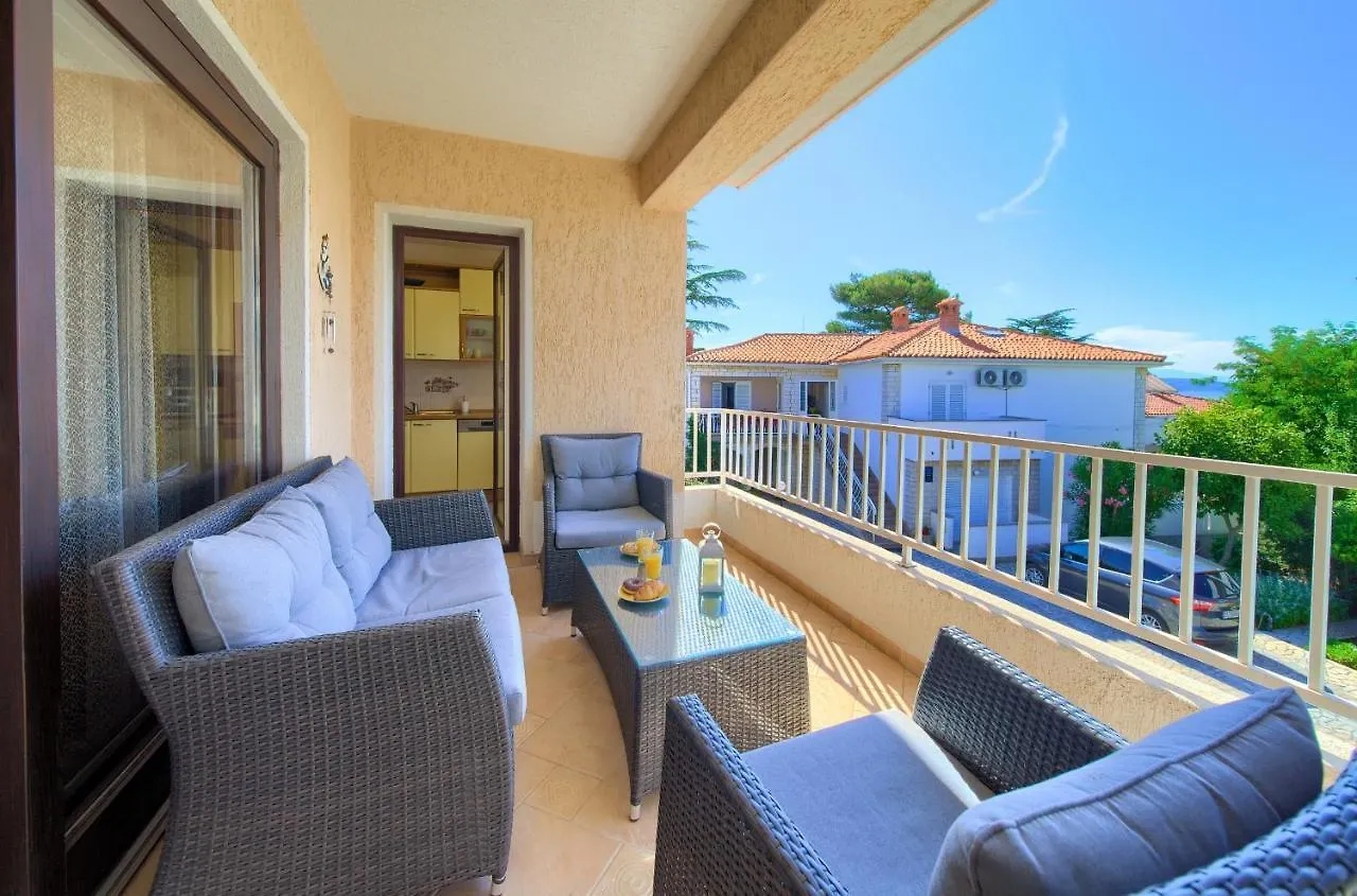Apartment Lidija Krk Town